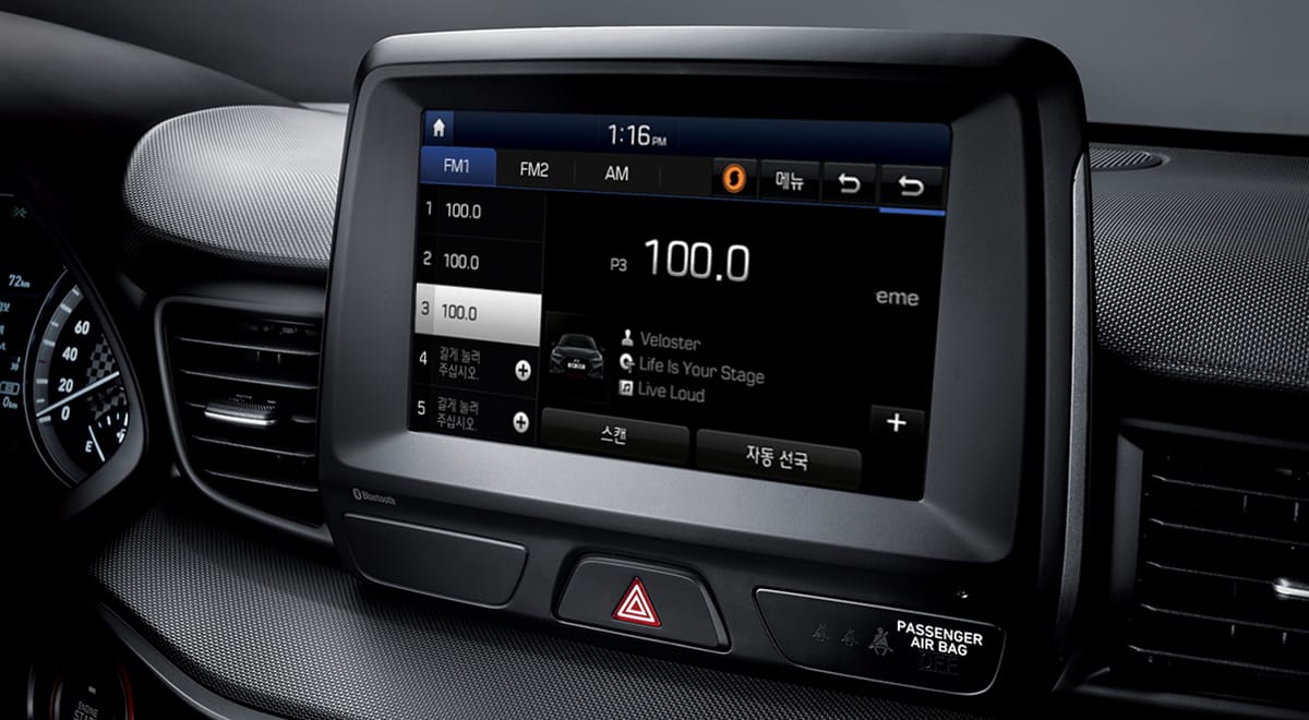 Hyundai Veloster Conectividad