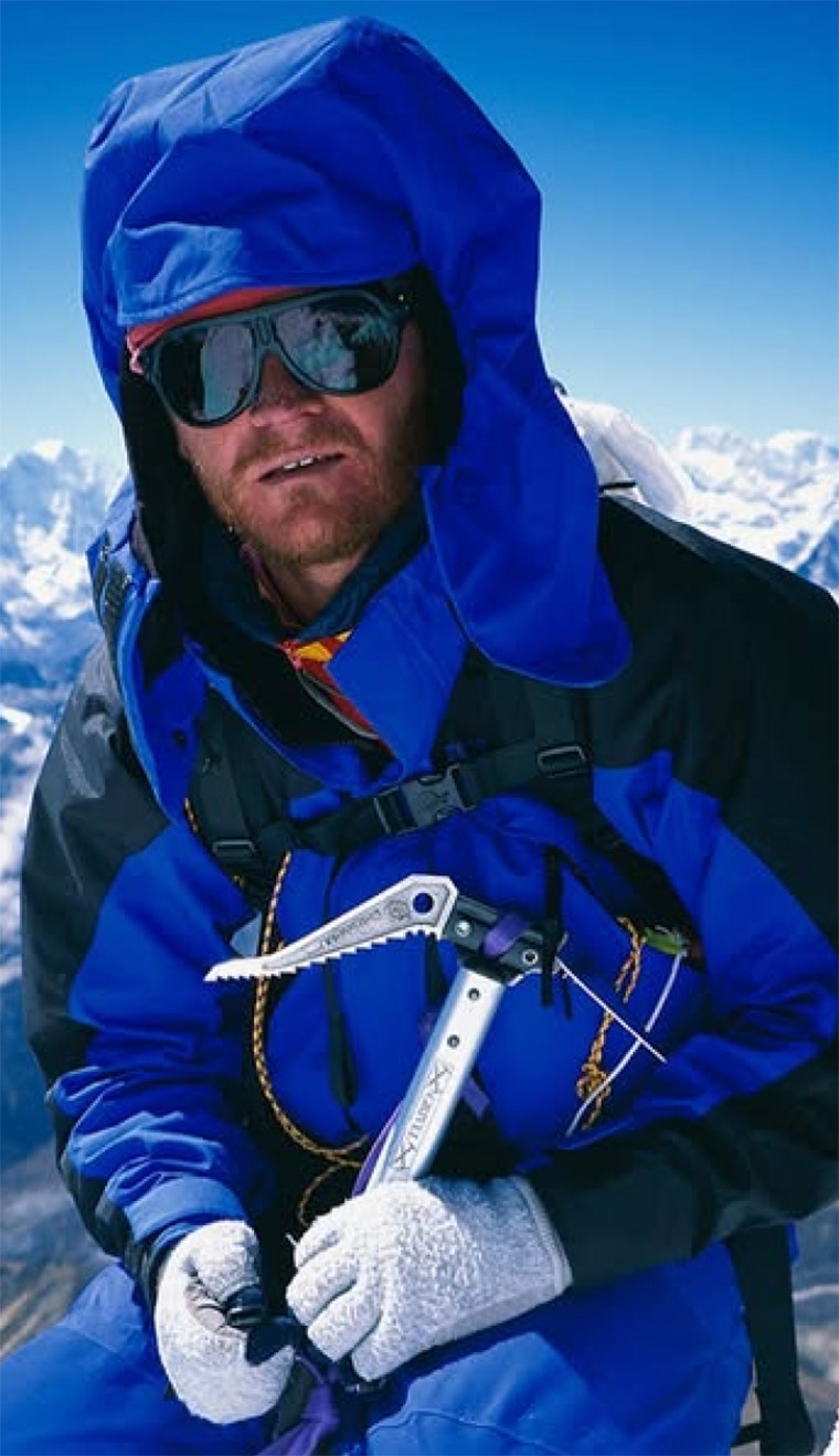 Y un día, Hyundai — foto 7